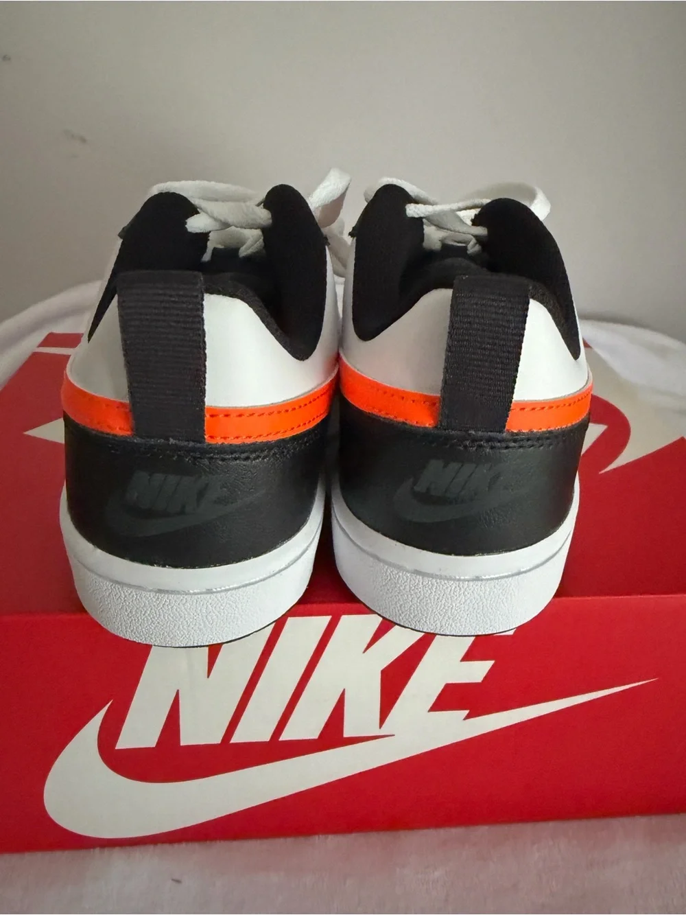 Nike Kids size 6.5Y court bLow Top Sneakers - White, Black & Bright Orange